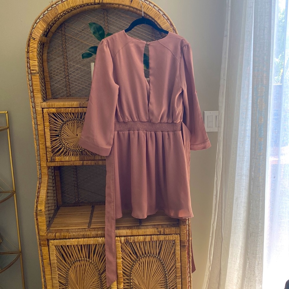 Light pink collard women’s dress with back slit - Picture 2 of 9